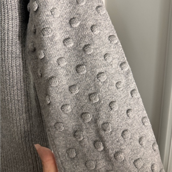 NWT CeCe Women's Bobble Stitch Sleeve Ribbed Sweater Pullover Gray Small - Picture 6 of 6